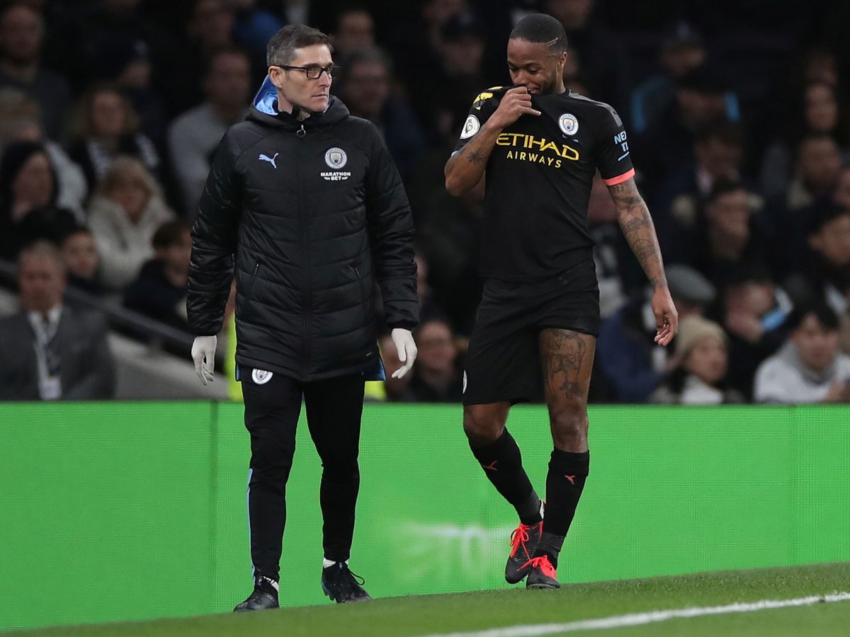 Sterling đi Nike Phantom VNM II 2020