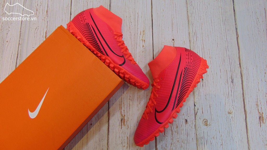 Nike Mercurial Superfly VII Academy TF- Laser Crimson/ Black AT7978-606