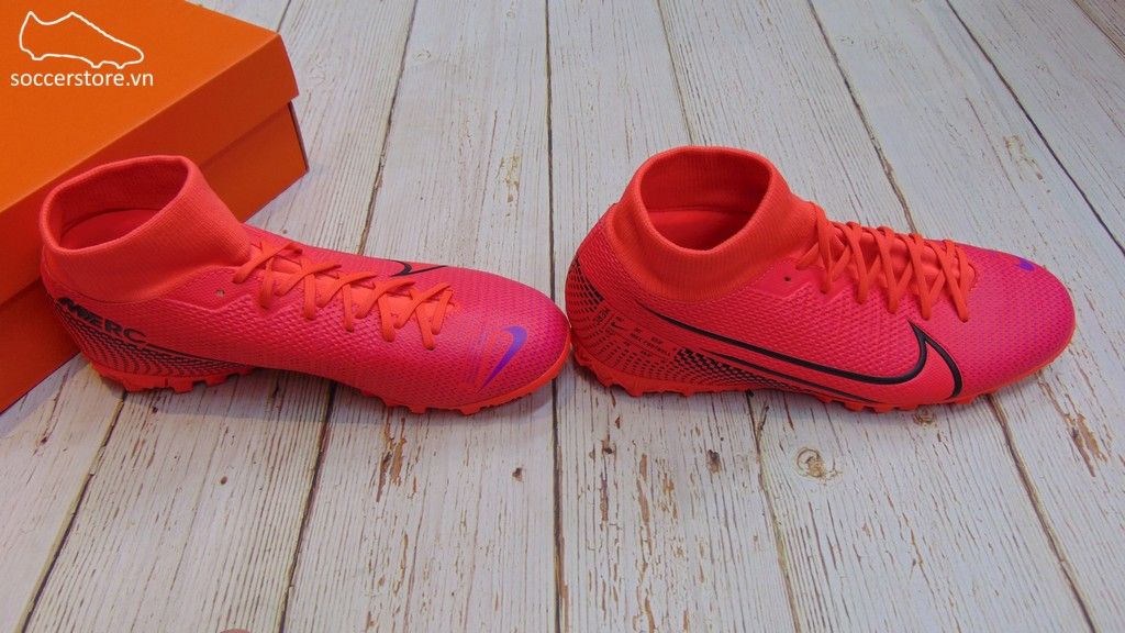 Nike Mercurial Superfly VII Academy TF- Laser Crimson/ Black AT7978-606