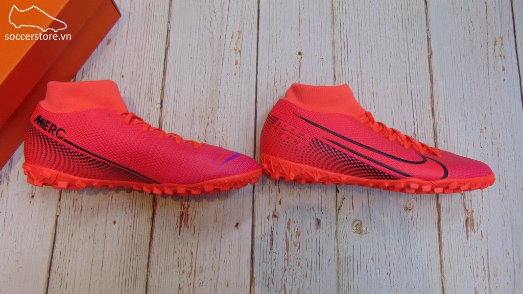 Nike Mercurial Superfly VII Academy TF- Laser Crimson/ Black AT7978-606