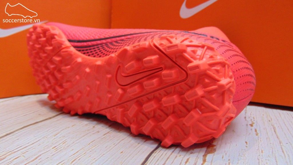 Nike Mercurial Superfly VII Academy TF- Laser Crimson/ Black AT7978-606