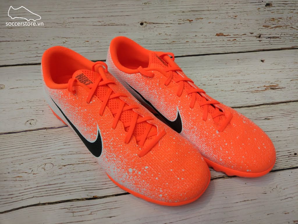 Nike Mercurial Vapor XII Academy TF- Hyper Crimson/ Black/ White AH7384-801