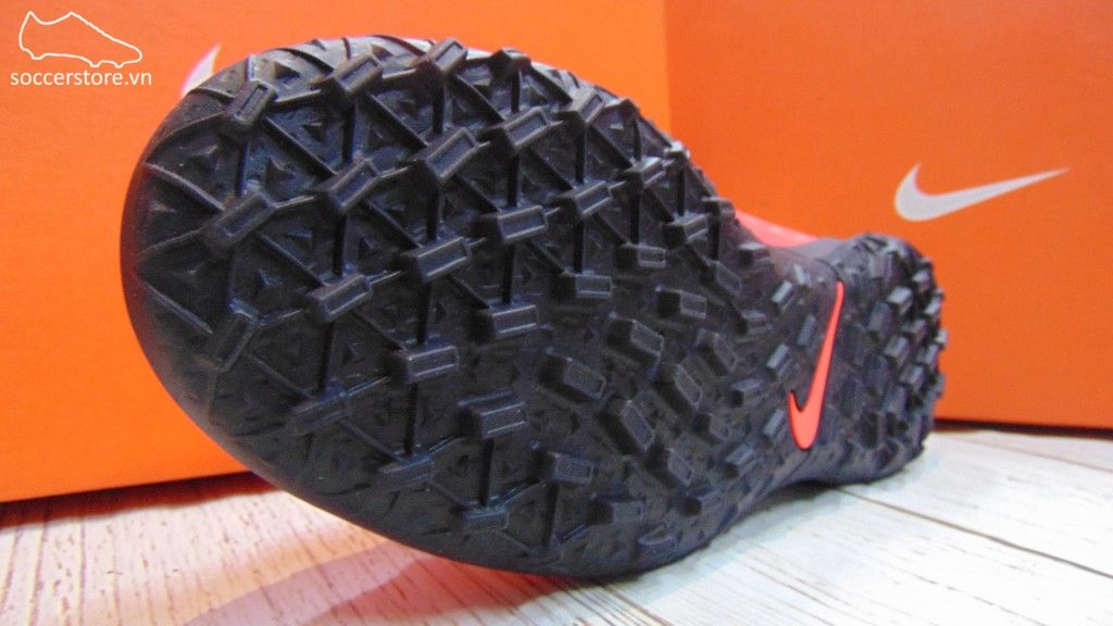 Nike Tiempo Legend VIII Club TF - Laser Crimson/ Black/ White - AT6109-606