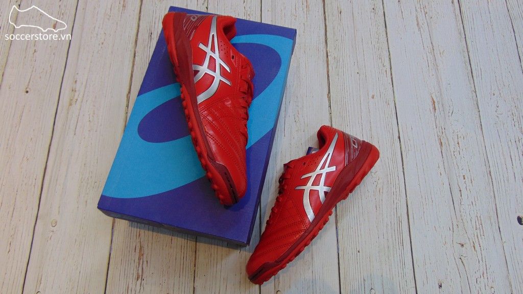 Asics Calcetto WD 8 TF - Classic Red / Pure Silver - 1113A008-600