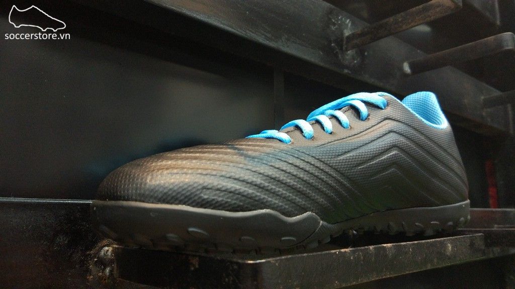 Adidas Predator 19.4 TF -Bright Cyan/ Core Black F35636