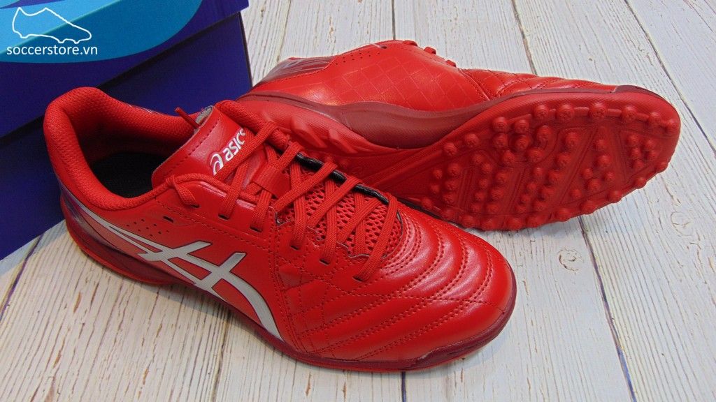 Asics Calcetto WD 8 TF - Classic Red / Pure Silver - 1113A008-600
