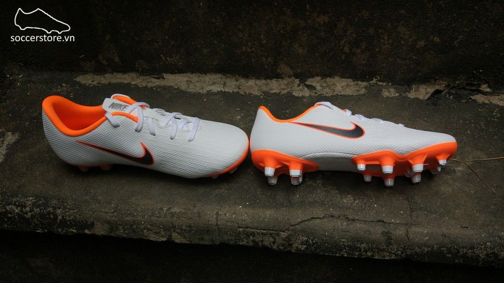 Nike Mercurial Vapor XI Academy Kids FG- White/ Metallic Cool Grey/ Total Orange AH7349-107