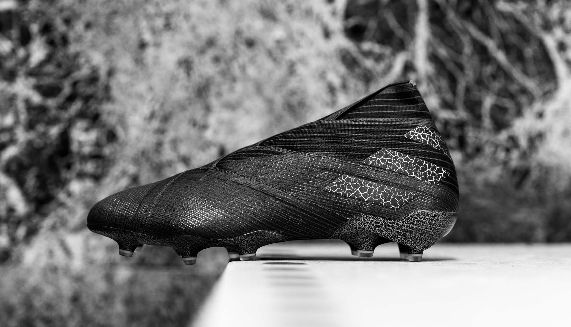 giày đá bóng Adidas Nemeziz Shadow Beast 2020