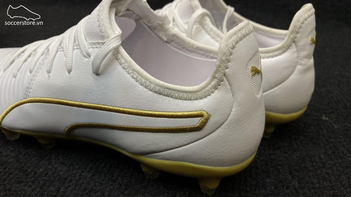 Puma King Pro MG/ FG - White/ Team Gold 105608-09
