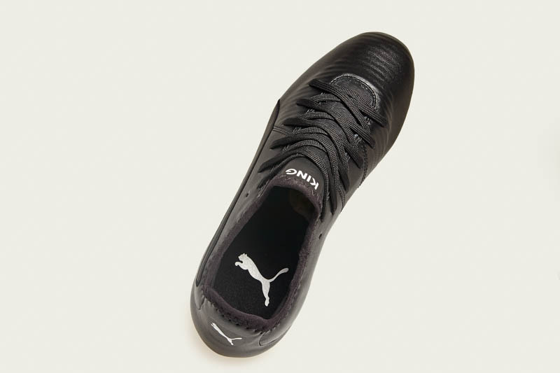 Đánh giá giày Puma King Pro