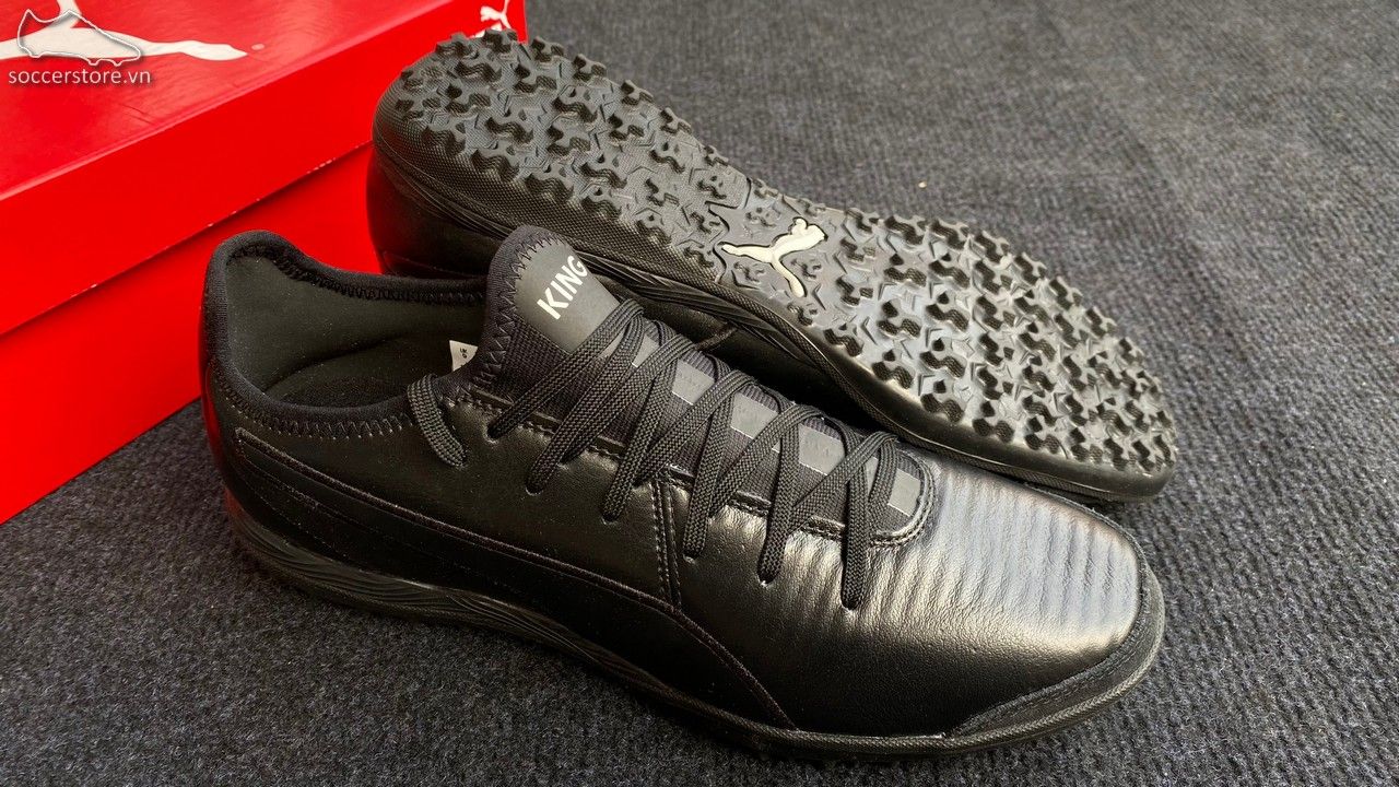 Puma King Pro TT - Black/ White 105668-01
