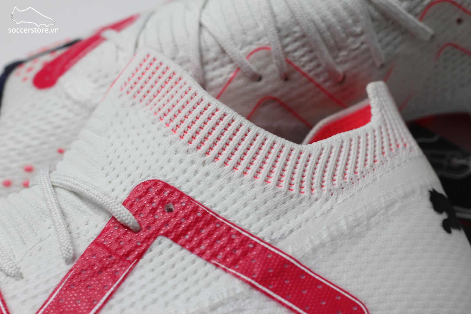 Puma Future Ultimate MG Breakthrough pack màu trắng đỏ - 107358-01