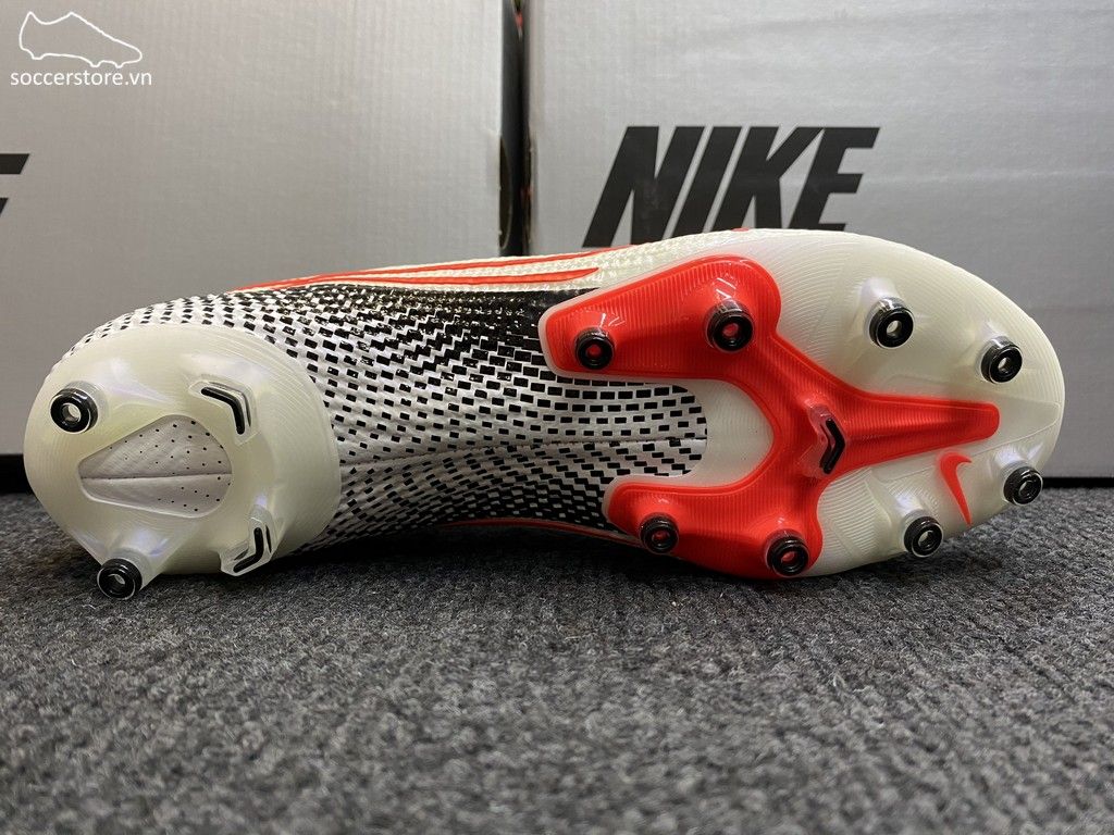 Nike Mercurial Vapor XIII AG Pro- White/ Laser Crimson/ Black AT7895-160