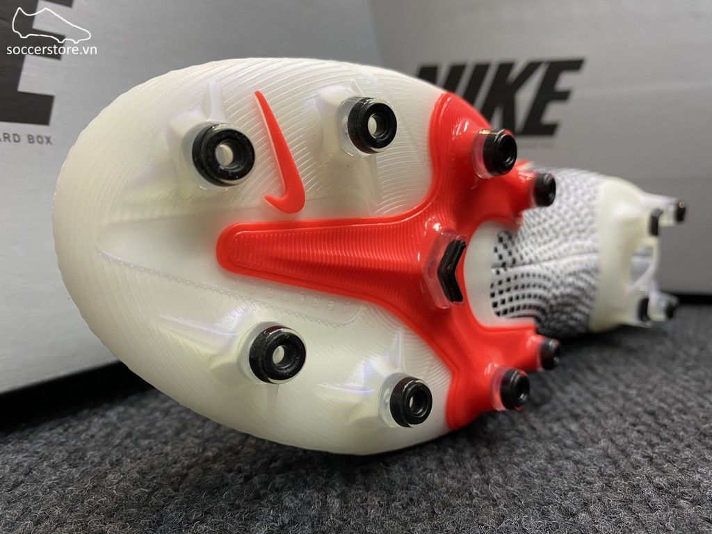 Nike Mercurial Vapor XIII AG Pro- White/ Laser Crimson/ Black AT7895-160