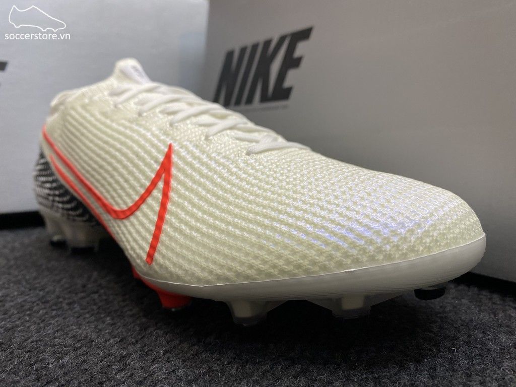 Nike Mercurial Vapor XIII AG Pro- White/ Laser Crimson/ Black AT7895-160
