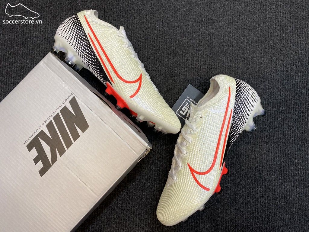 Nike Mercurial Vapor XIII AG Pro- White/ Laser Crimson/ Black AT7895-160