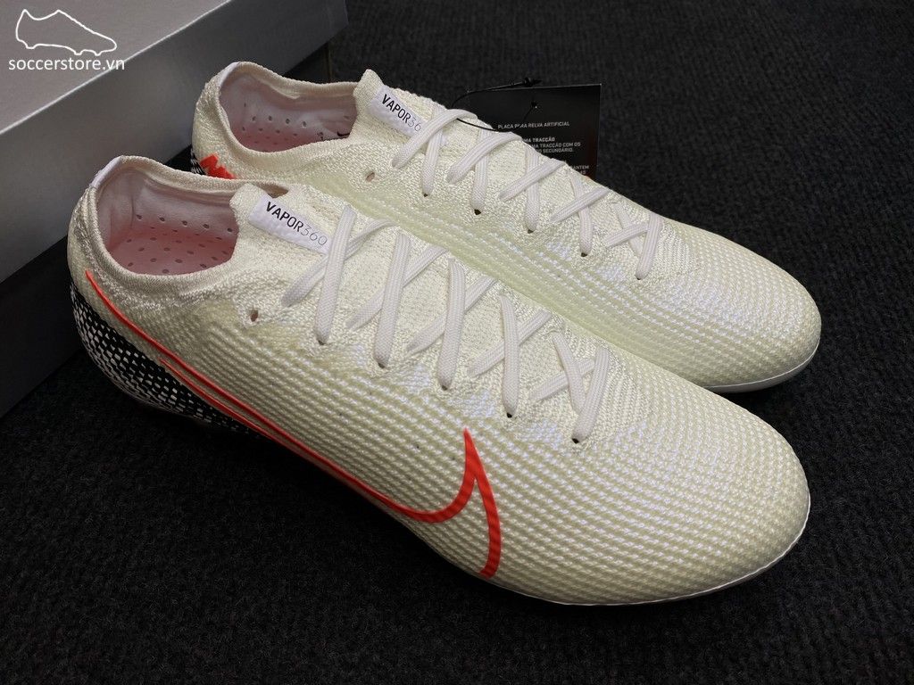 Nike Mercurial Vapor XIII AG Pro- White/ Laser Crimson/ Black AT7895-160