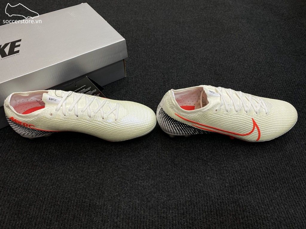 Nike Mercurial Vapor XIII AG Pro- White/ Laser Crimson/ Black AT7895-160
