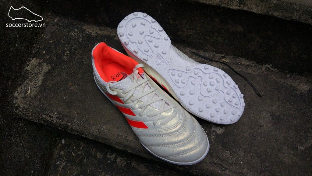 đánh giá Adidas Copa Tango 19.3 TF