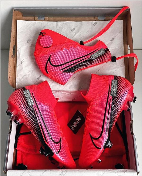 Khẩu trang Nike Mercurial Superfly VI Elite FG- Laser Crimson/ Black