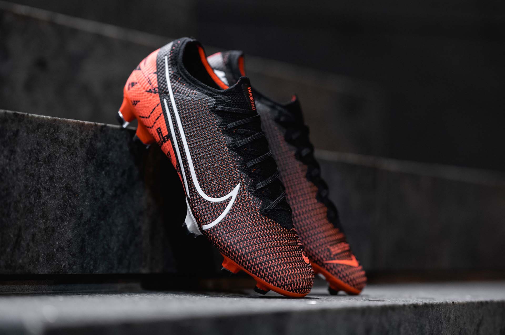 Nike Mercurial Vapor 13 Single day ngày lễ độc thân