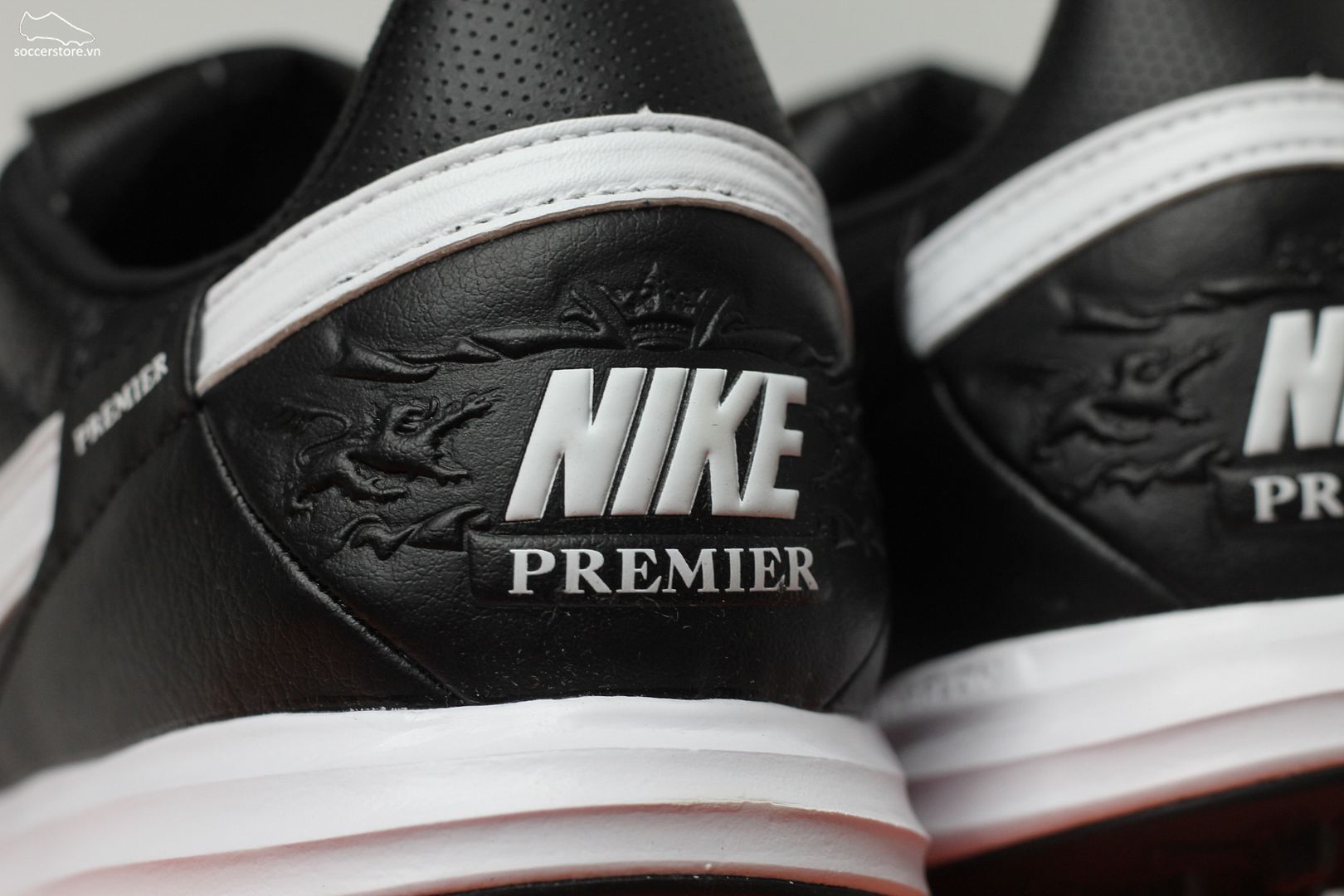 Nike Premier 3 TF màu đen trắng AT6178-010