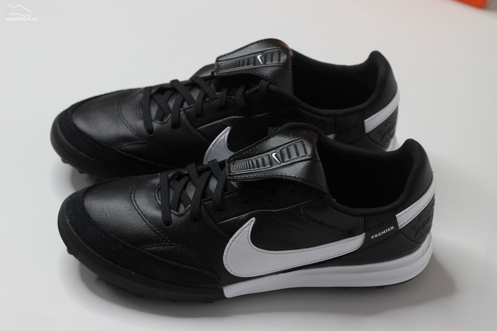 Nike Premier 3 TF màu đen trắng AT6178-010