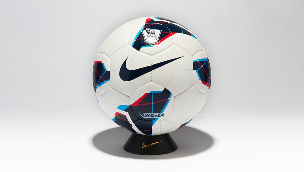 Bóng Nike Maxim