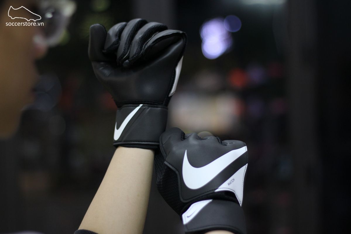 Nike GK Match- Black/ White GK Gloves CQ7799-010