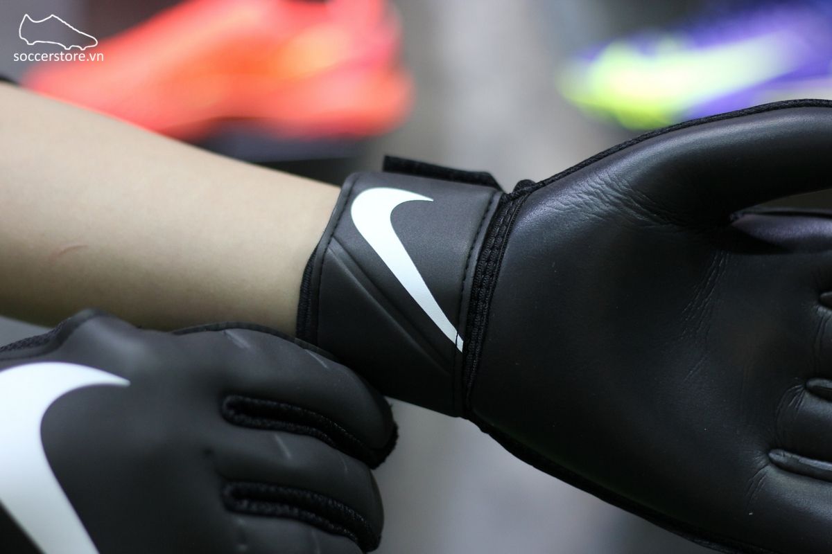 Nike GK Match- Black/ White GK Gloves CQ7799-010