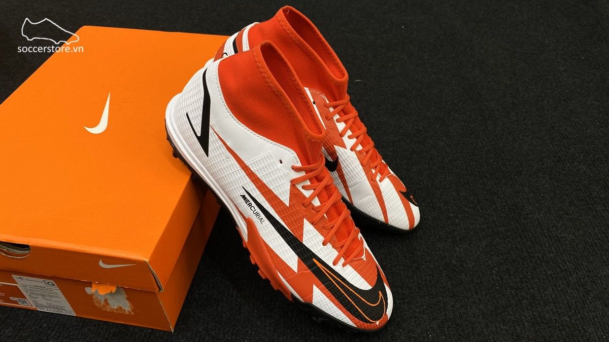 Nike Mercurial Superfly 8 Academy TF CR7 Spark Positivity DJ4683-600