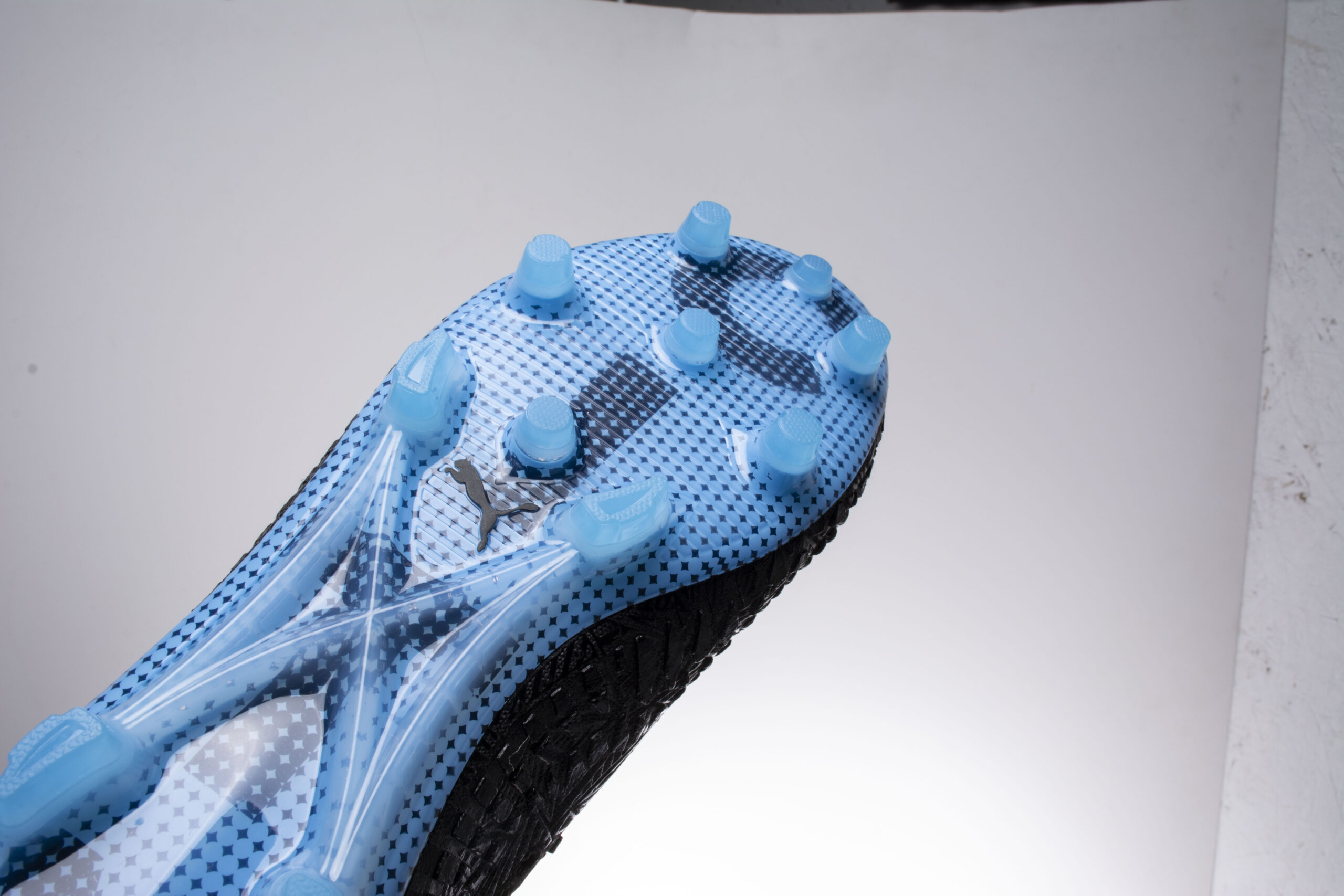 Đánh giá giày Puma X Man City Future 4.1