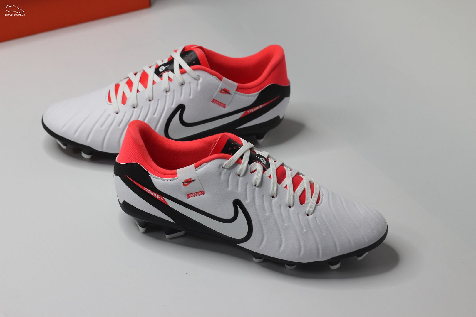 Nike Tiempo Legend 10 Academy MG màu trắng đỏ đen DV4337-100