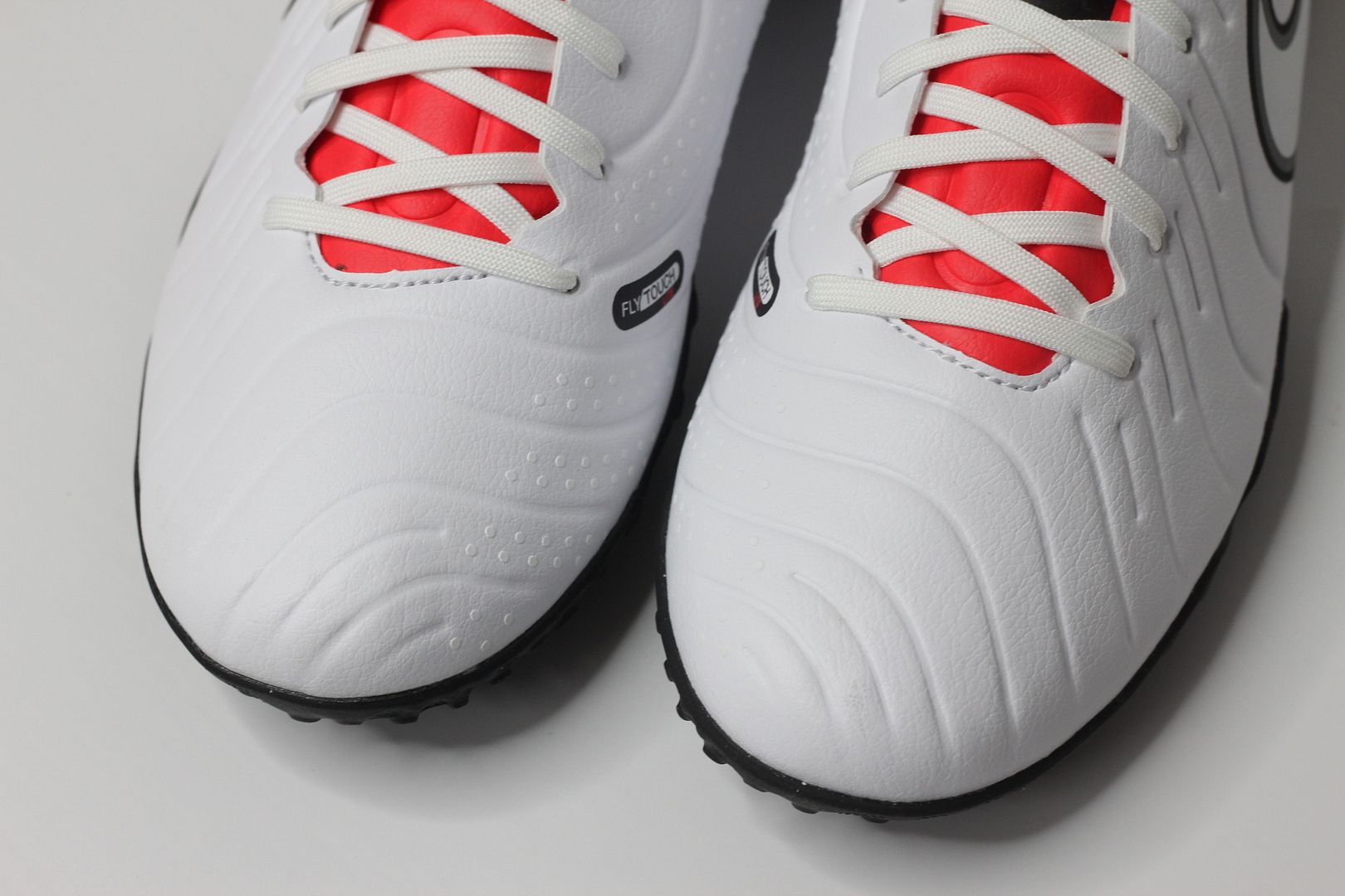 Nike Tiempo Legend 10 Academy TF Ready pack màu trắng đỏ DV4342-100