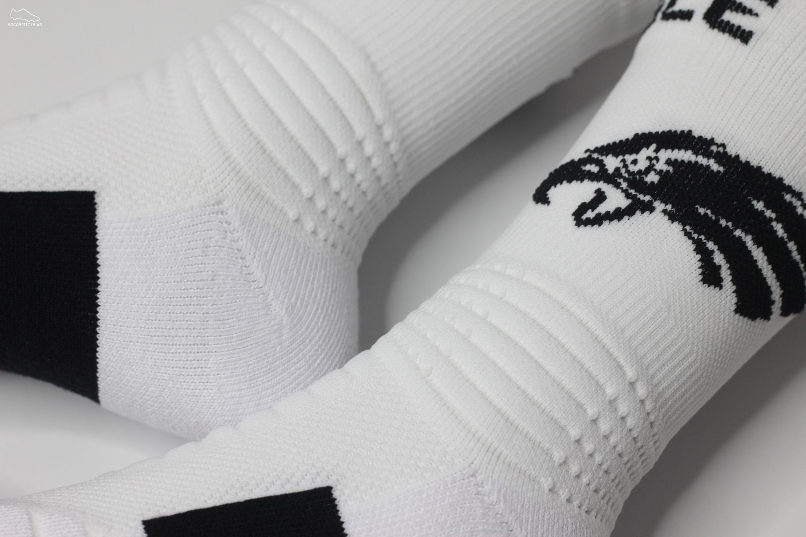 Tất bóng đá Crew Eagle Socks màu trắng, cổ thấp