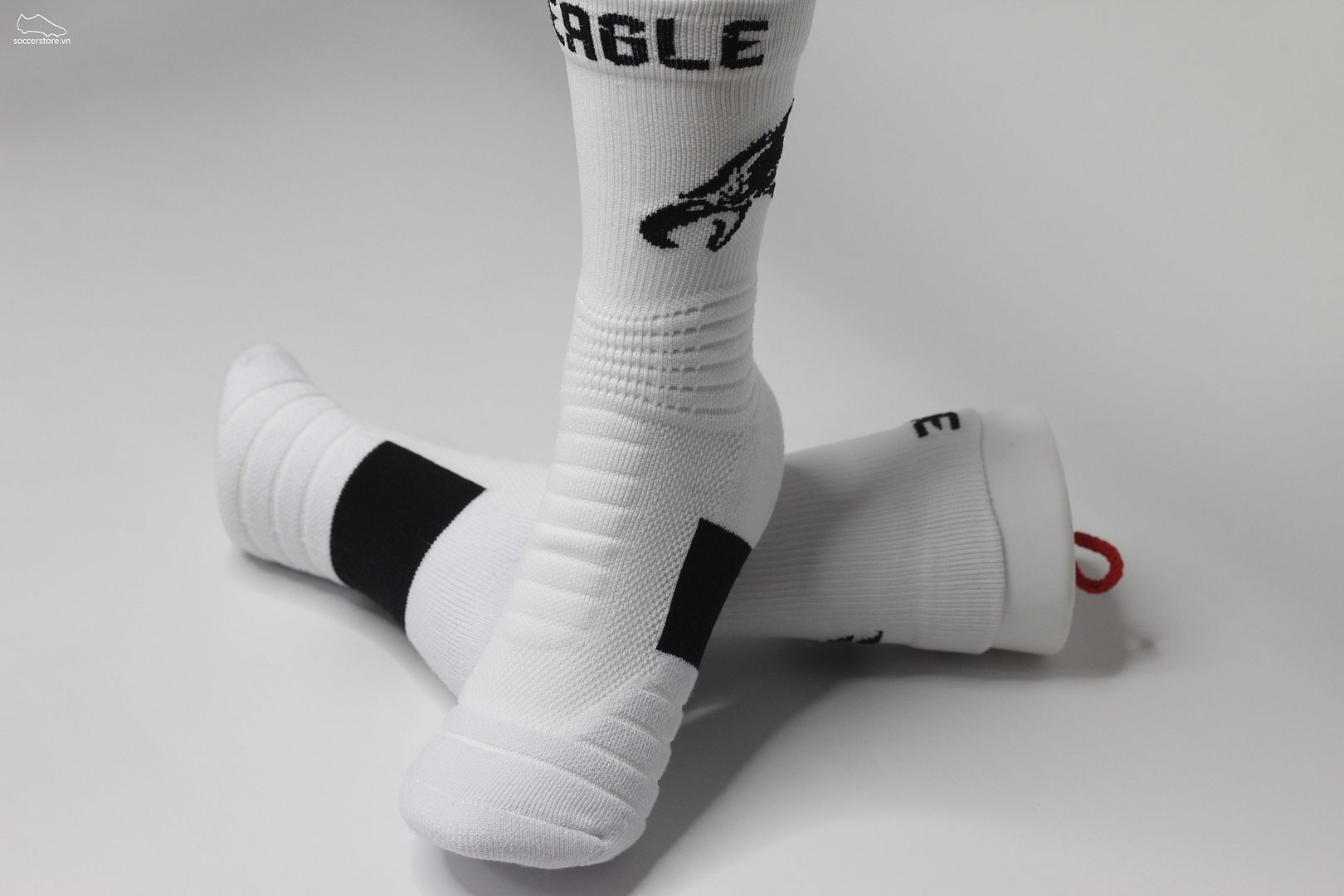 Tất bóng đá Crew Eagle Socks màu trắng, cổ thấp