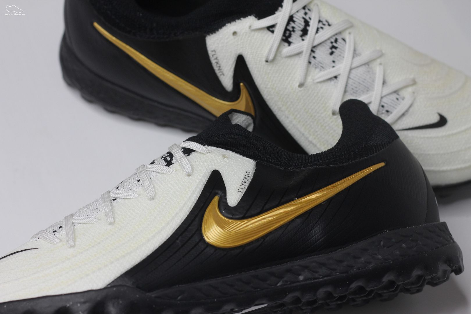 Nike Phantom GX 2 Pro TF màu trắng đen FJ2583-100