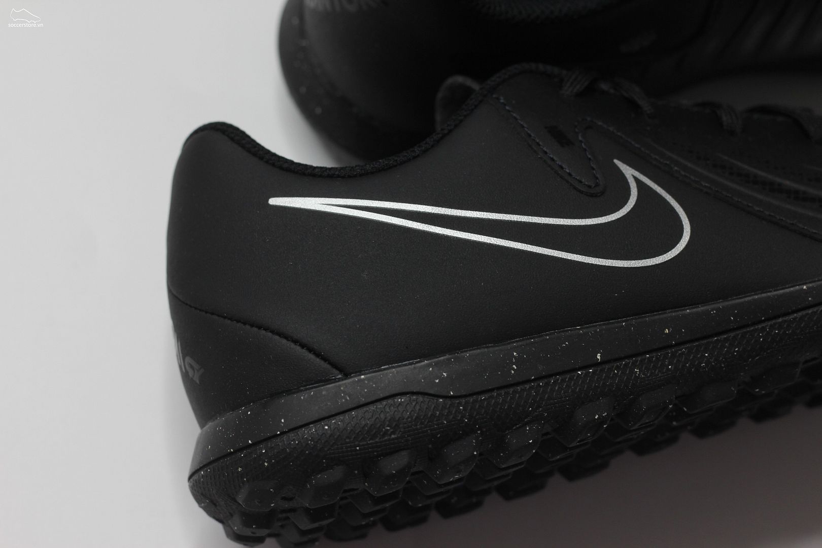 Nike Phantom GX II Club TF màu đen FJ2587-001