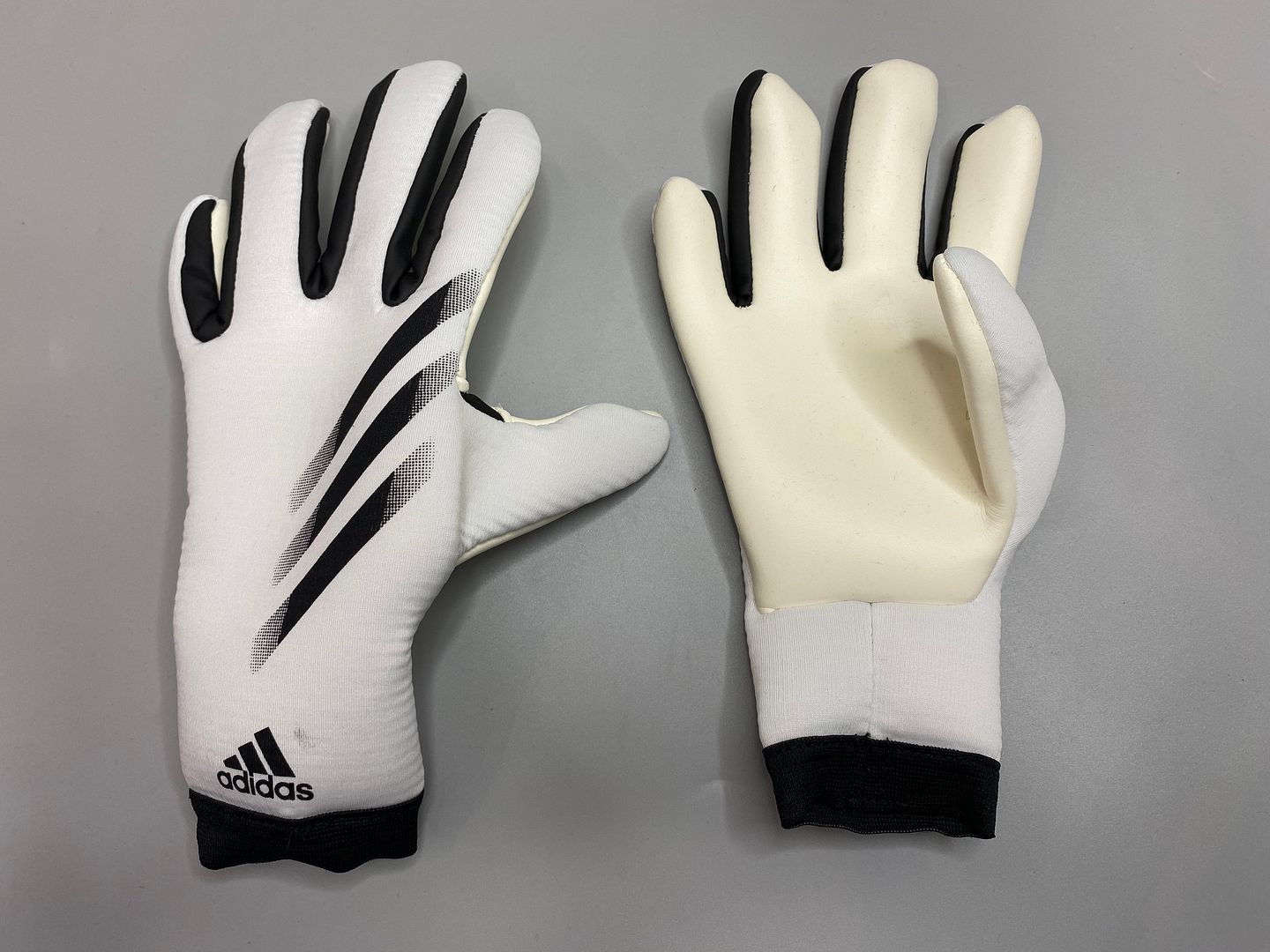 Găng tay Adidas X GL Traning 2022 màu trắng đen - FS0427
