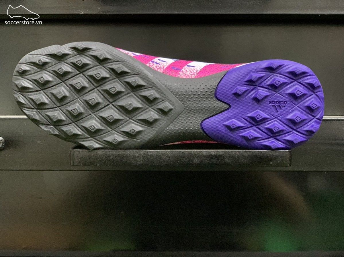 Adidas Predator Freak .3 TF - Core Black / Cloud White / Shock Pink - FW7517