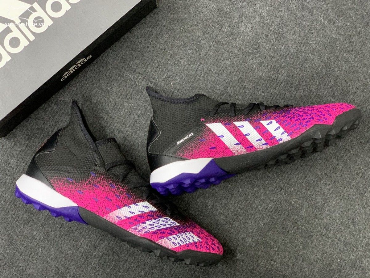 Adidas Predator Freak .3 TF - Core Black / Cloud White / Shock Pink - FW7517