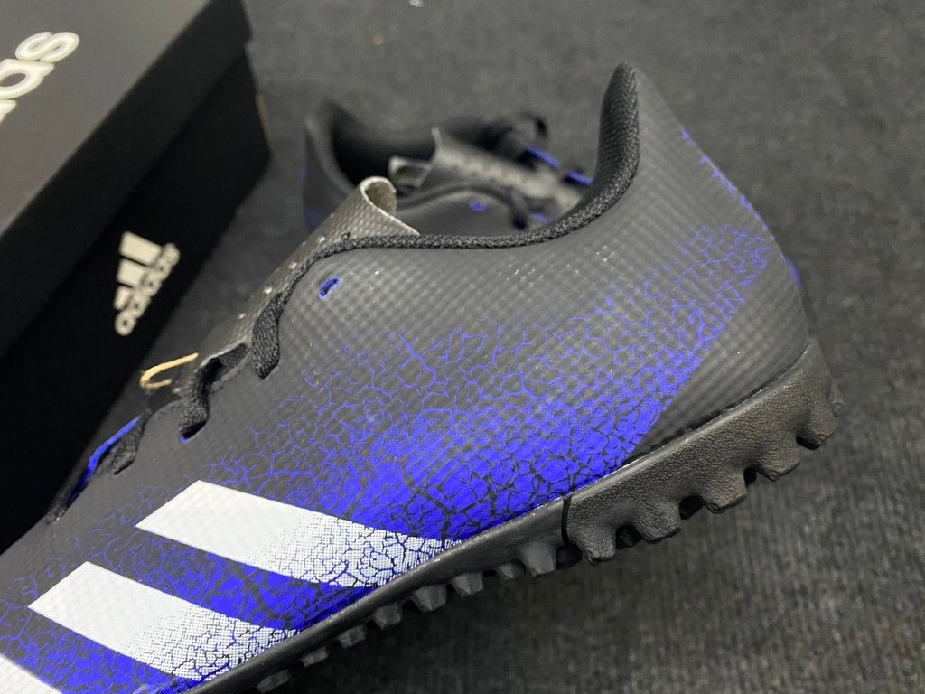 Adidas Predator Freak .4 TF- FY0634