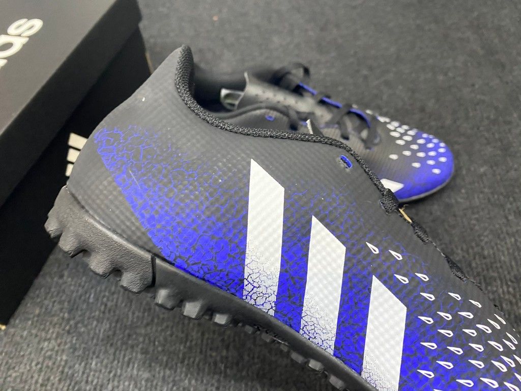 Adidas Predator Freak .4 TF- FY0634