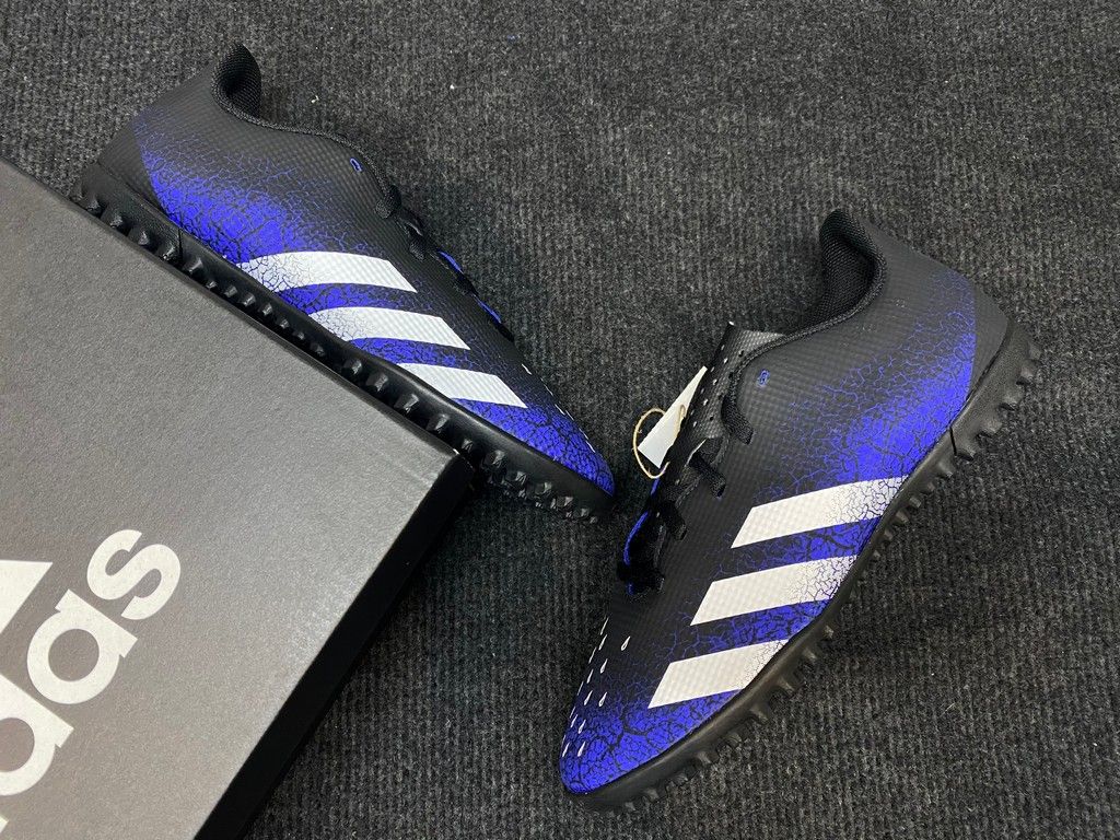 Adidas Predator Freak .4 TF- FY0634