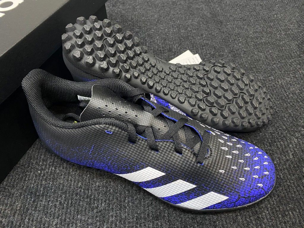 Adidas Predator Freak .4 TF- FY0634