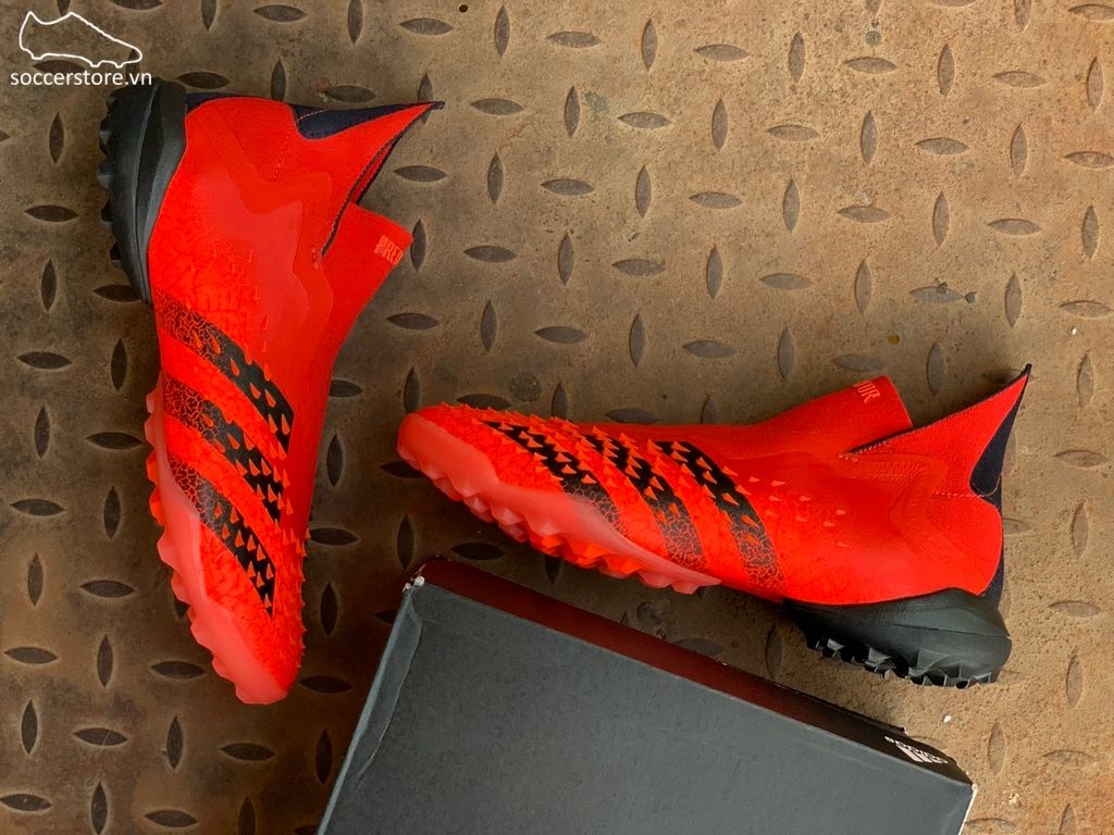 Adidas Predator Freak + TF Meteorite FY6251