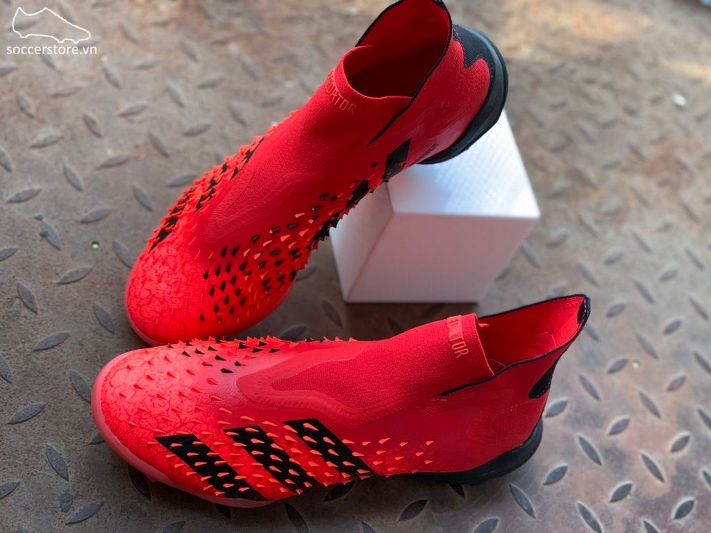 Adidas Predator Freak + TF Meteorite FY6251