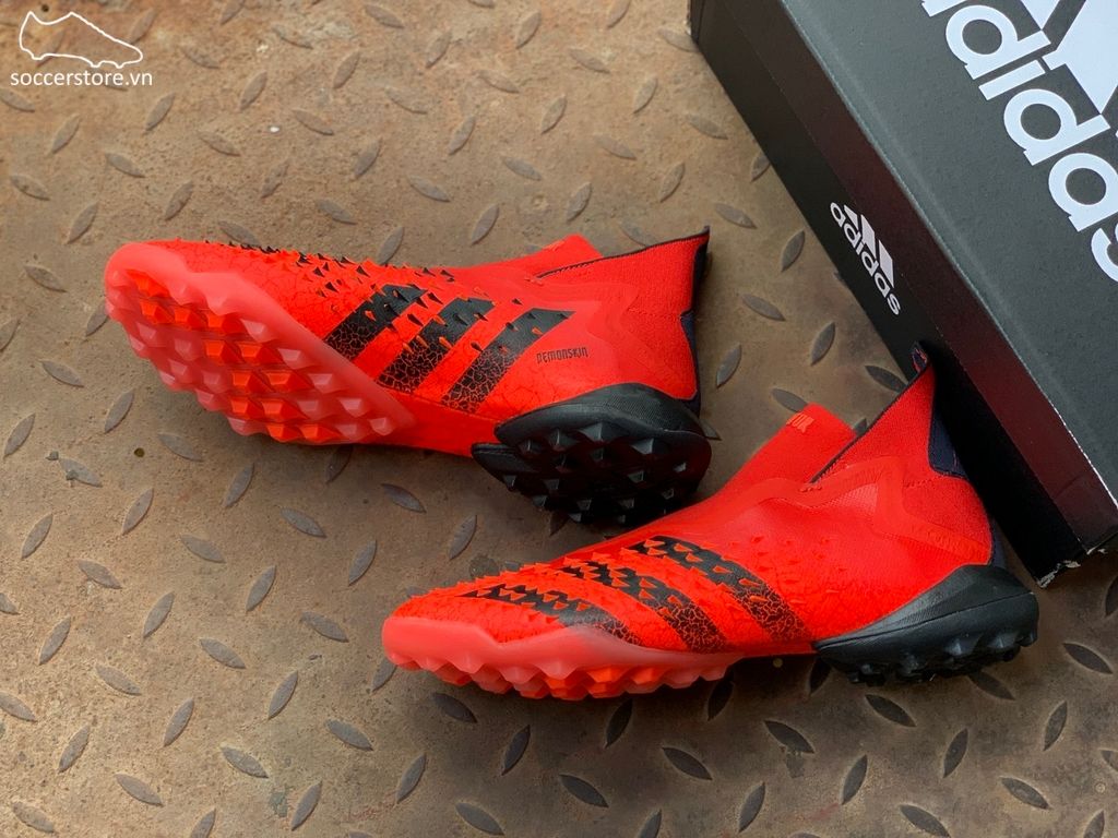 Adidas Predator Freak + TF Meteorite FY6251