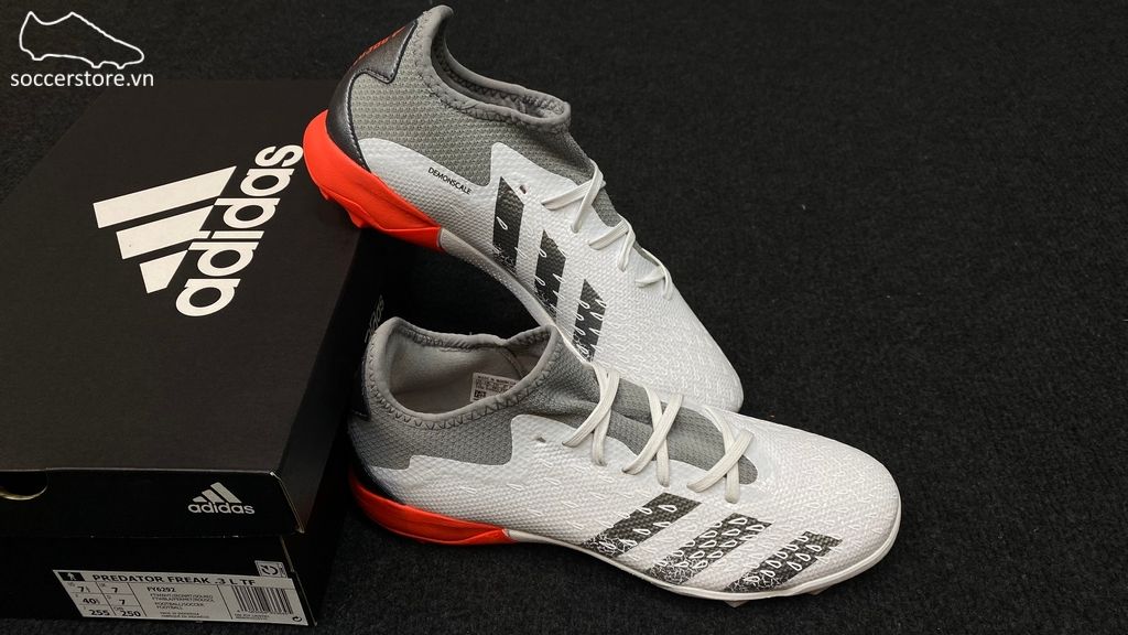 Giày Adidas Predator Freak .3 L TF White Spark FY6292
