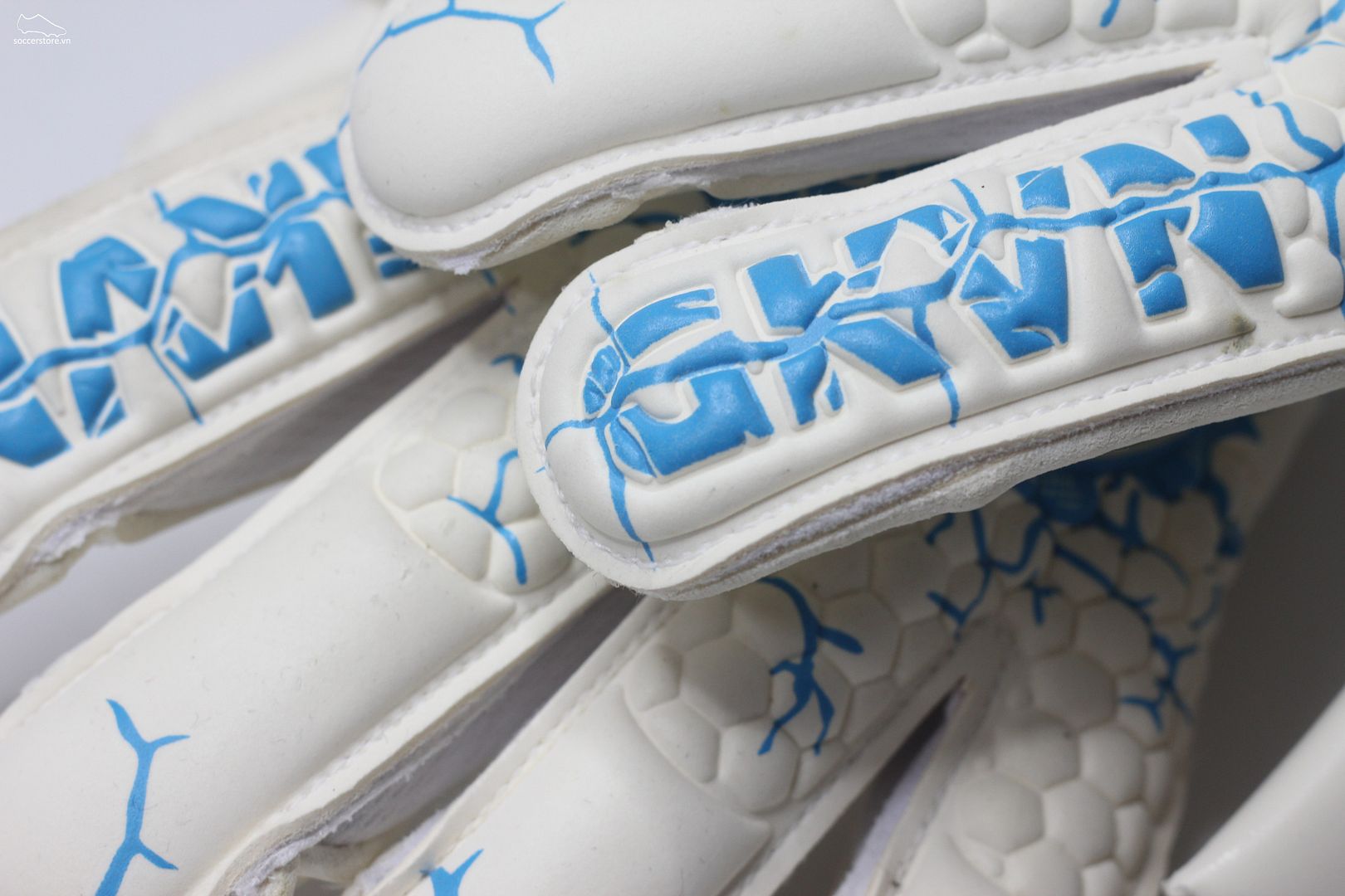 Găng tay thủ môn GKVN Phá Special Contact - màu trắng- xanh blue